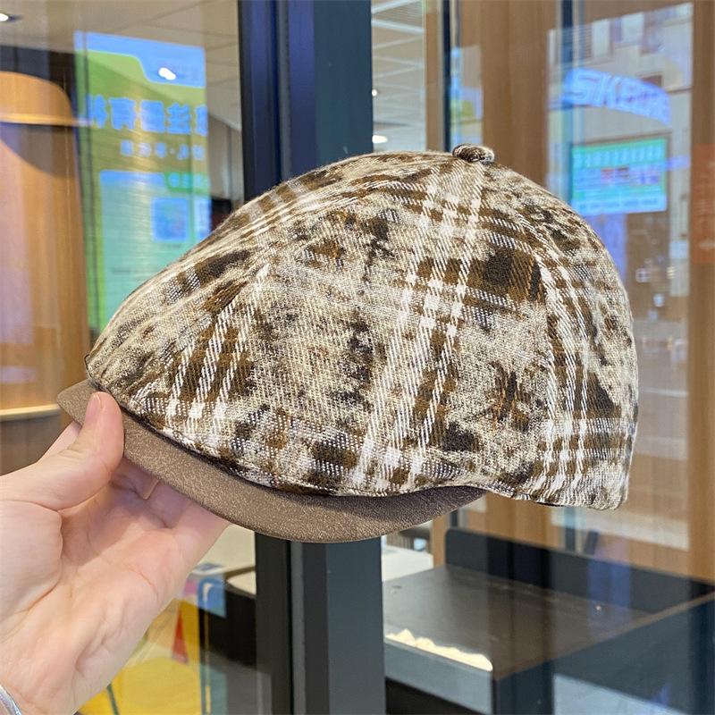 2025 Tie-dye plaid forward hat children autumn retro fashion leisure foreign trend out of the street peaked cap look thin