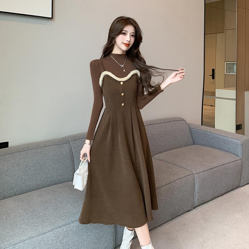 

2025 Autumn/Winter Corduroy Camisole Dress with Sweater Layer: Sweet Mid-Length Small