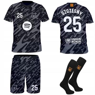 SZCZĘSNY Fotbollsdräkt Barcelona svart TRÖJA SHORTS STRUMPOR SZCZĘSNY Dräkt 134 Fotbolls Barcelona svart TRÖJA SHORTS STRUMPOR