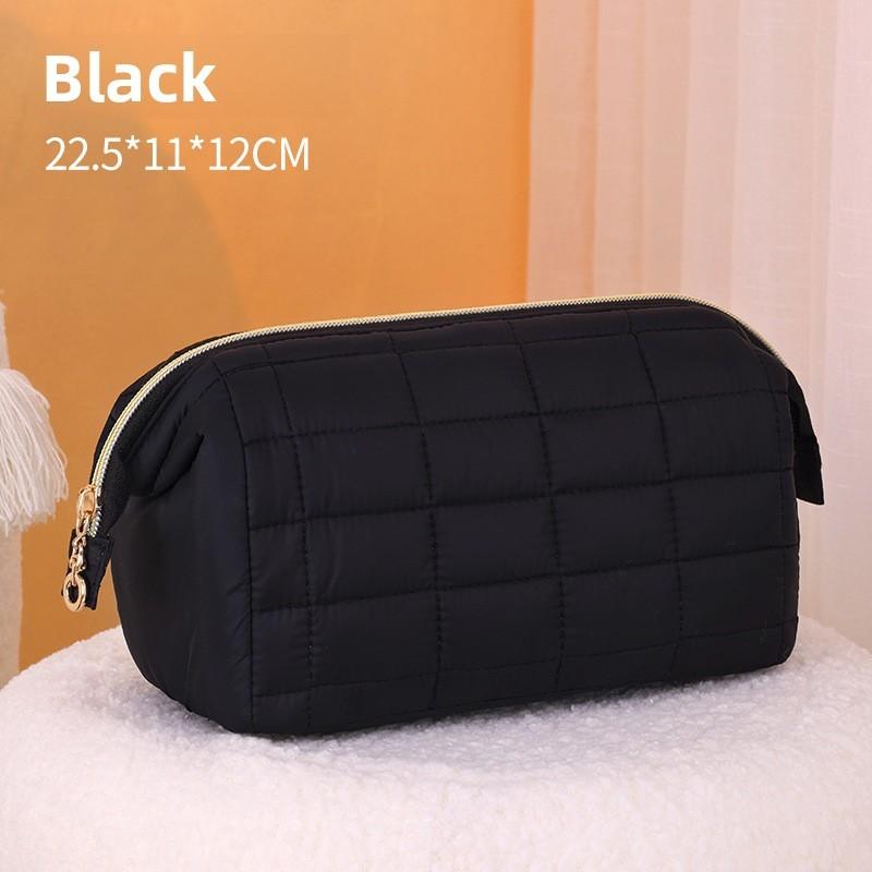 Urban Minimalist Cosmetic Bag With Thickened Design And Lightweight Fabric For Women And Men