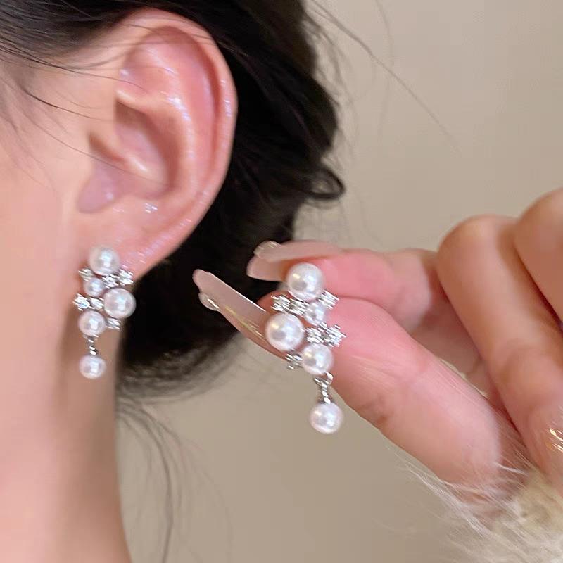 

PANJBJ 925 Sterling Silve Pearl Zircon Stud Earring for Women Irregular Sweet Romantic Fashion Wedding Jewelry Gift Dropshipping