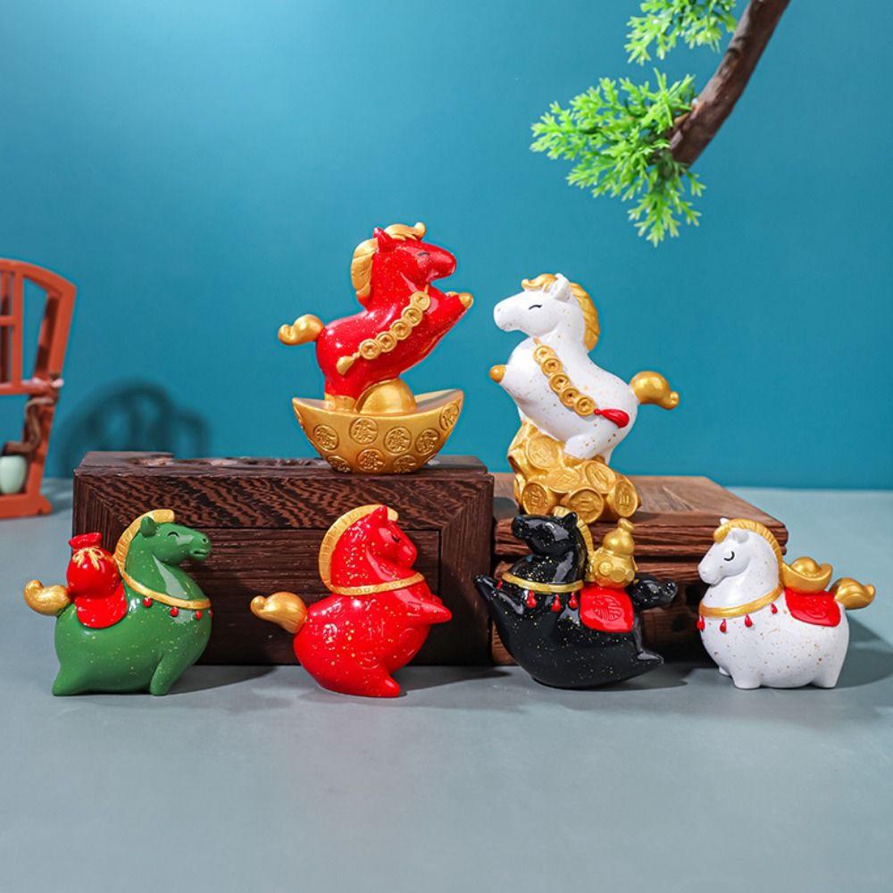 Resin Horse Shape Ornament Unique Zodiac Horse Figurines Creative Pony Figurine Spring Festival