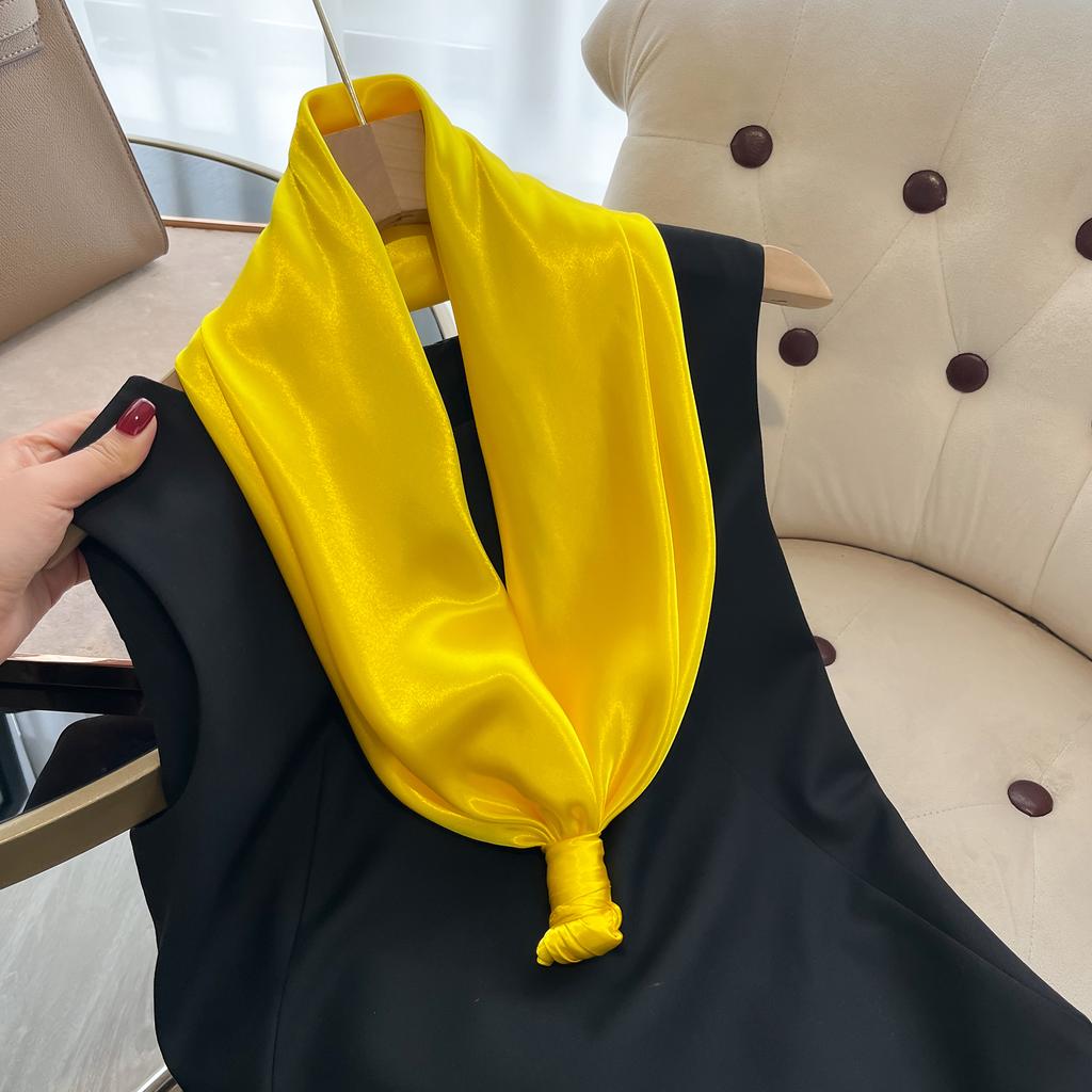 Ny Lyxig Sidenhuvudduk Dam Sommar Foulard Fyrkantig Huvud Hijab Scarfar För Damer Märke Sjalar 90*90 Sidenscarf Muslim Hi