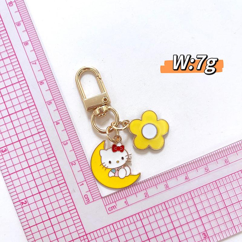 Брелок-подвеска Hello Kitty Луна и Бабочка с Цветными Цветами – Милое Мультяшное Украшение