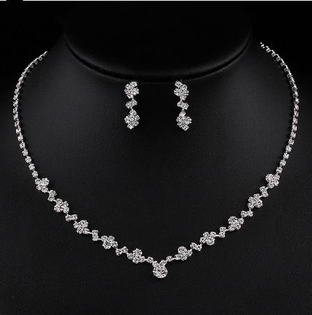 Bridal Cubic Zirconia Necklace & Earrings Set, Silver Plated Wedding Jewelry for Women серебряный