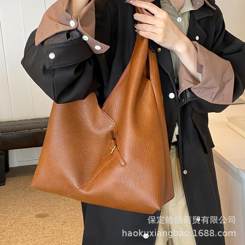 Retro High-end Bag Women's 2025 New Fashion Simple Shoulder Underarm Bag Commuter Tote Bag Big Bag