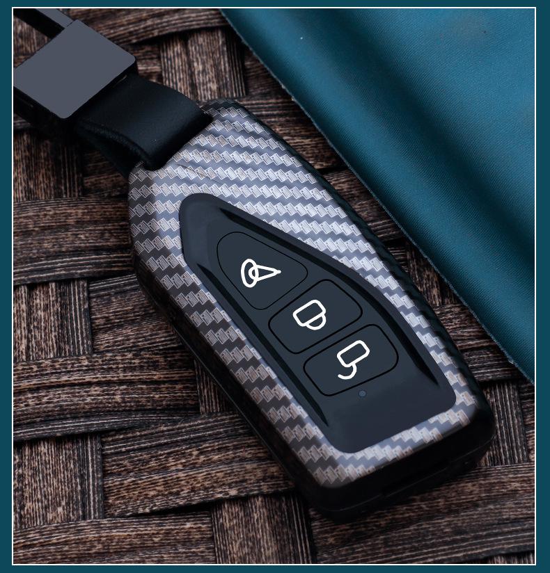 Suzuki UY125 Motorcycle Key Cover: Metal Remote Control Protective Case with Key Bag and Buckle