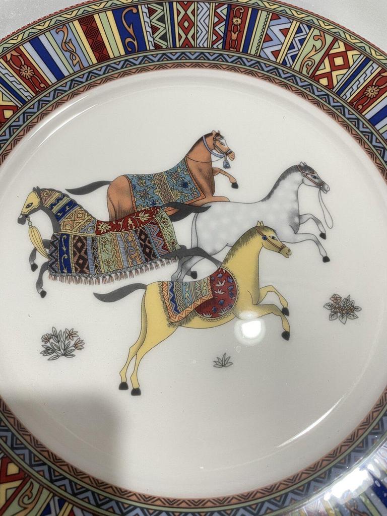British Retro Hermes Bone China Oval Plate - Spray Painted Cartoon Design