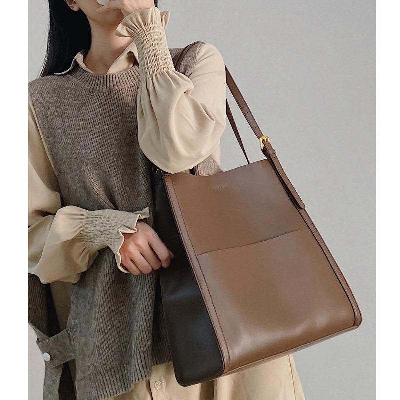 

Small batch Napa cowhide large bag women s bag fashion tote bag shoulder handbag 30*11*31 кофейный