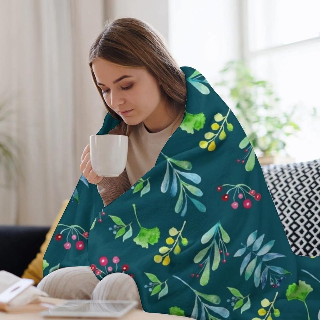 Green and Blue Watercolor Flowers & Leaves Pattern Throw Blanket All Season Soft Lightweight Blanket for Home