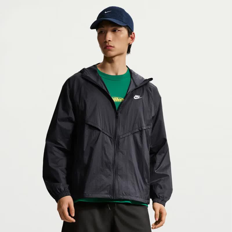 Nike Men s Casual Hooded Windbreaker Jacket L