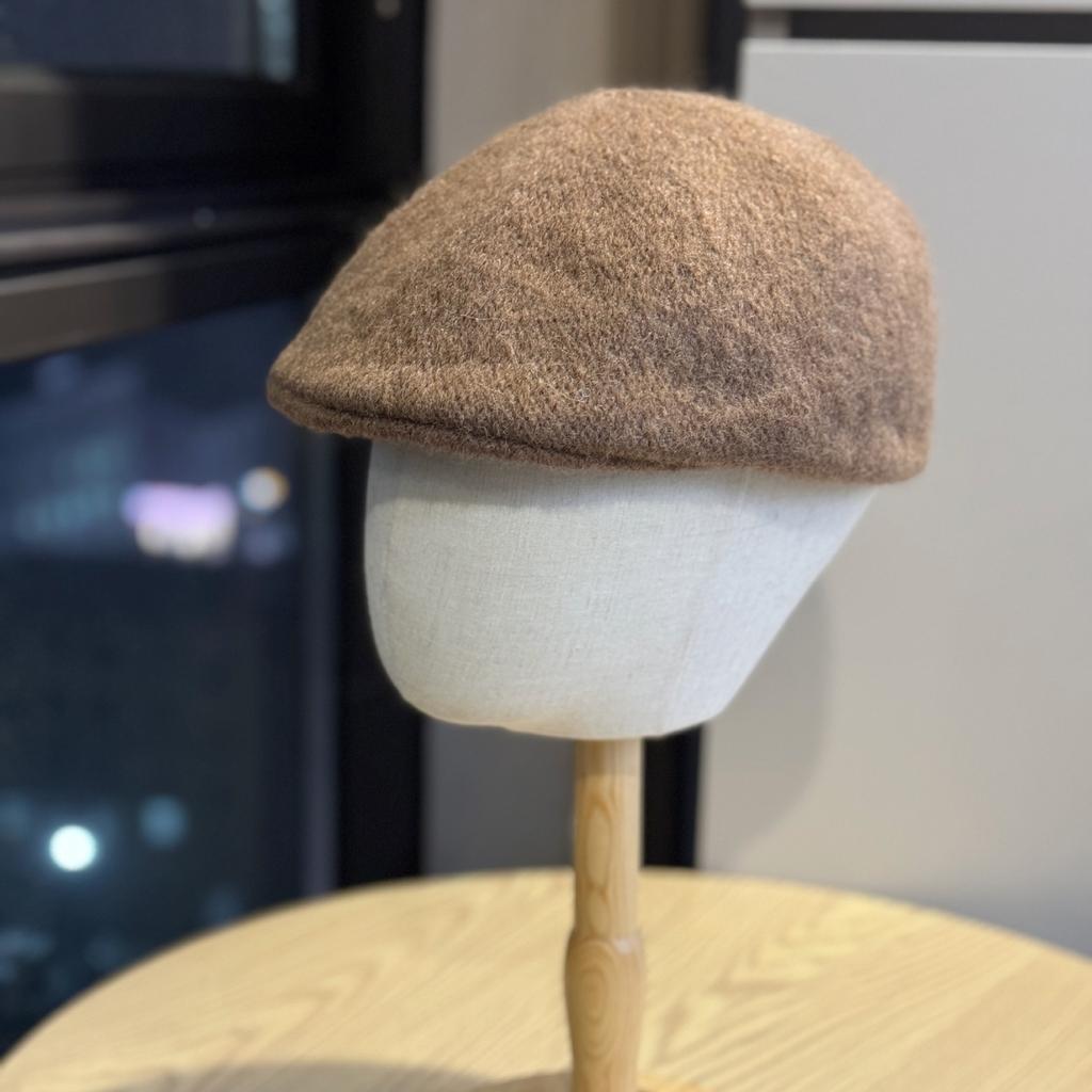 Embroidered Letter R Shaped Beret Hat for Women in Autumn and Winter Cashmere Blend Warm Reverse Wear Forward Hat