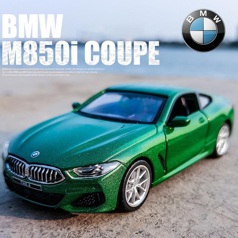 

1:35 BMW M8 M850i ​​суперкар, модель автомобиля из сплава, игрушечный автомобиль, литье под давлением, звук и свет, автомобильные игрушки для детей, автомобиль