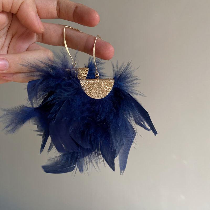 Ретро этнические серьги-крючки с перьями и кисточками: Простые, Универсальные и Элегантные Серьги