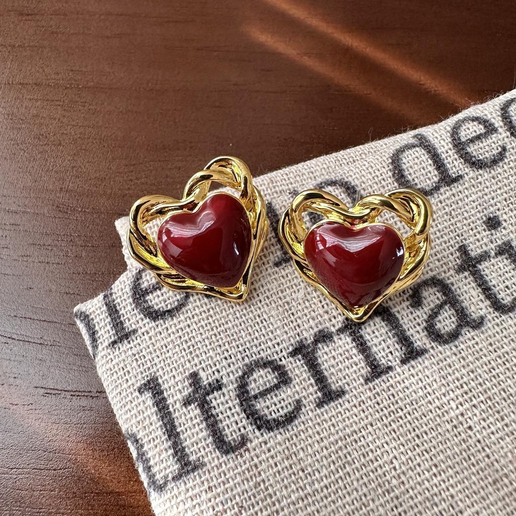 French Design Drip Glazed Love Earrings for Women, New Simple and Fashionable Earrings