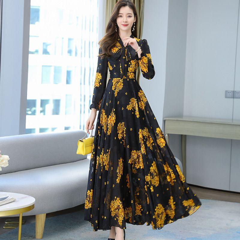 Spring and summer women's new long dress, jacquard chiffon super fairy waist beach pendulum bow super long dress