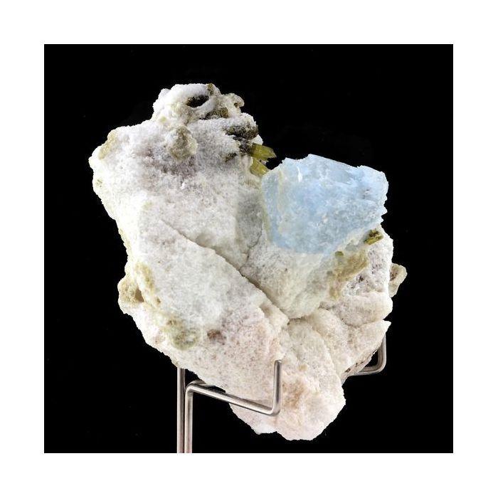 Pierres et Minéraux. Alkali-beryl + Tourmaline. 628.0 ct. Deo Darrah, Badakhshan, Afghanistan.