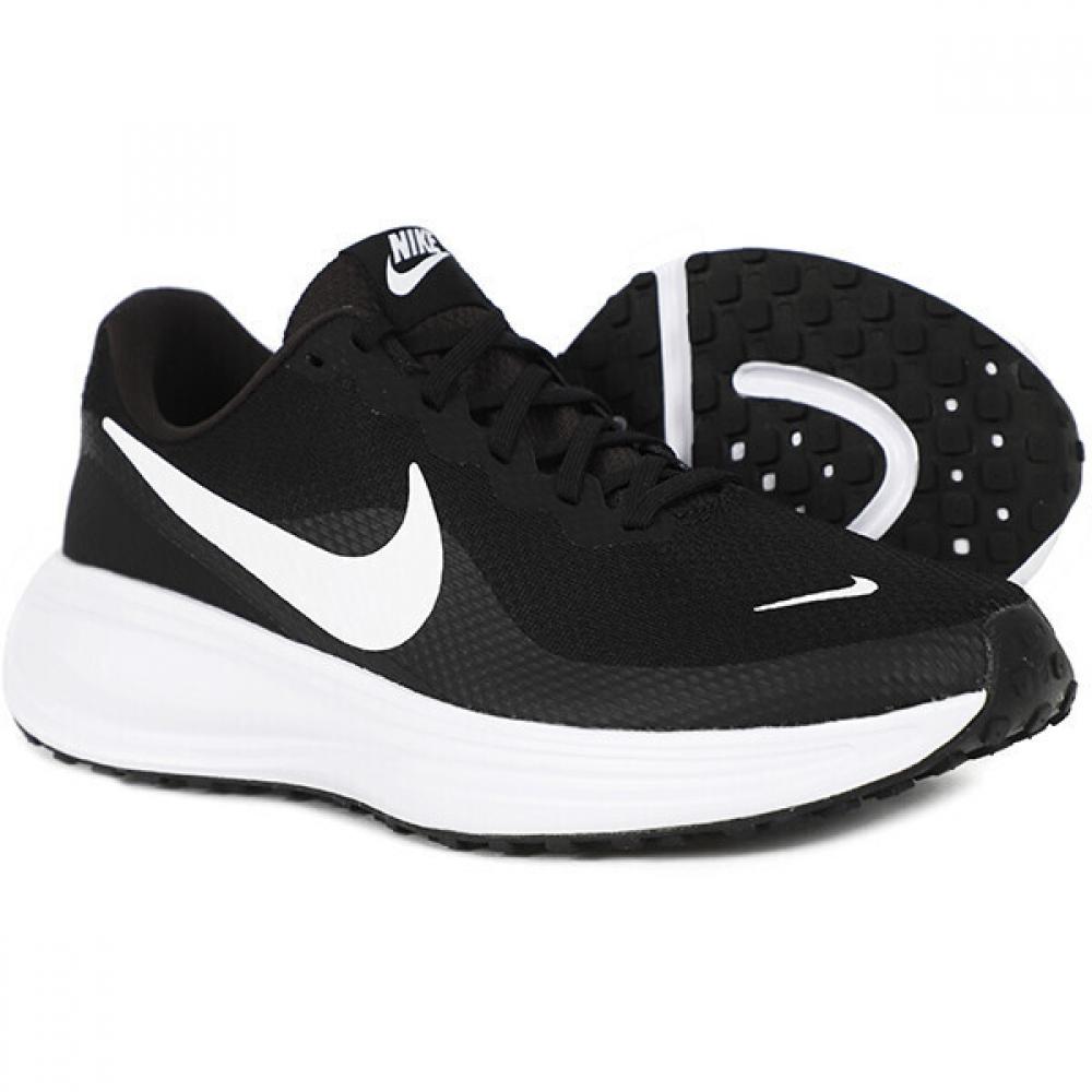 Nike Revolution 8