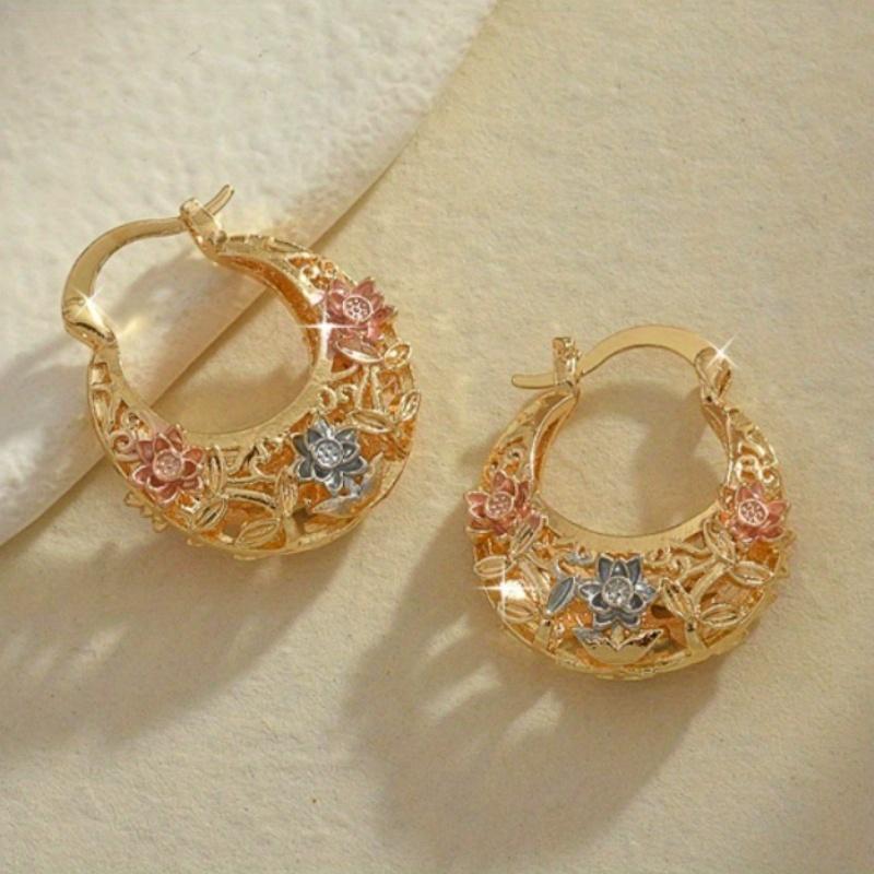 1Pair Elegant Retro Carved Hollow Hoop Earrings, Exquisite Accessories For Women, Perfect Jewelry For Holiday Weddings