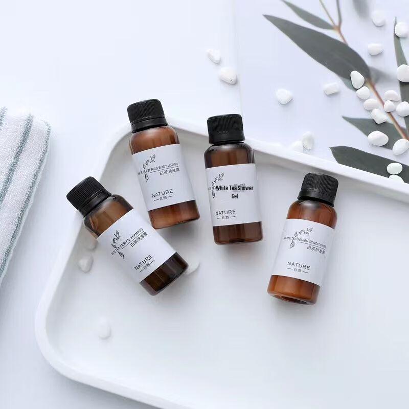 Pan. Kukuřičný jednorázový sprchový gel s bílým čajem