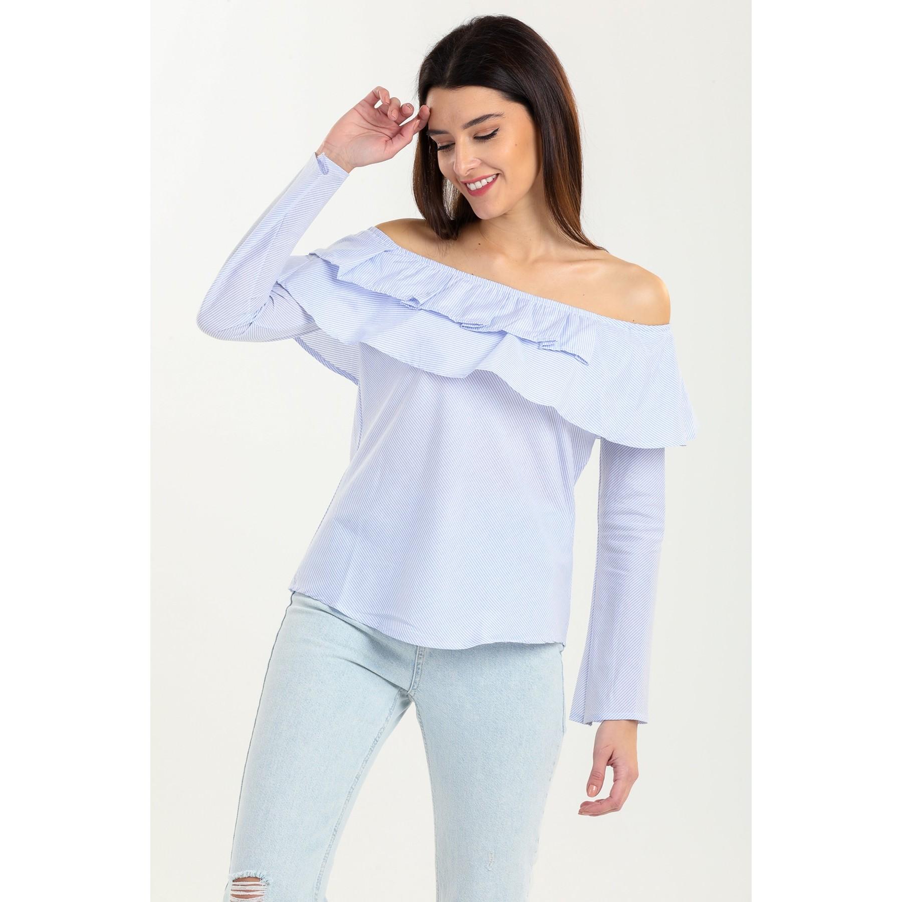 

Синяя блузка с открытыми плечами из вискозной ткани S синий