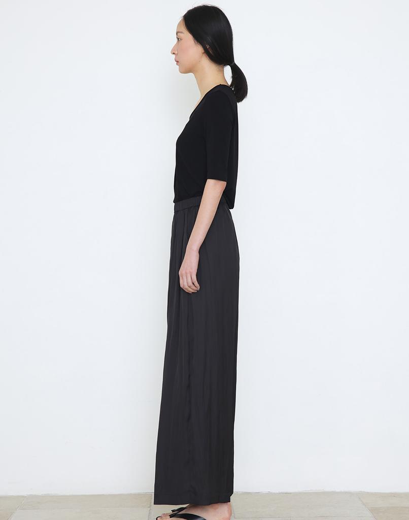 MANUELLE ET GUILLAUME Light Summer Crinkle Pants