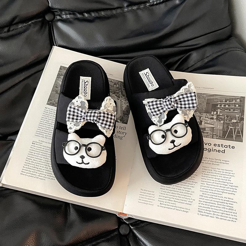 Fashion versatile cute cat cat thick bottom one-word drag female summer bow girl wear flat bottom slippers cool slippers
