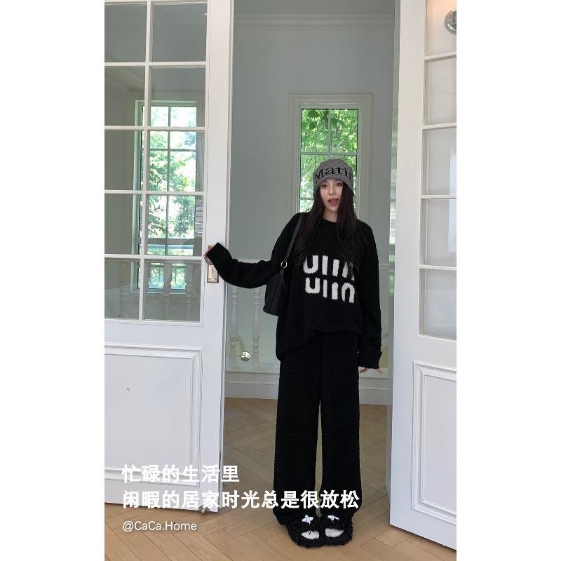 

Half fleece winter couple pajamas fleece thickened loungewear women s warm elastic large size suit can be worn outside average size for women (90-70kg)