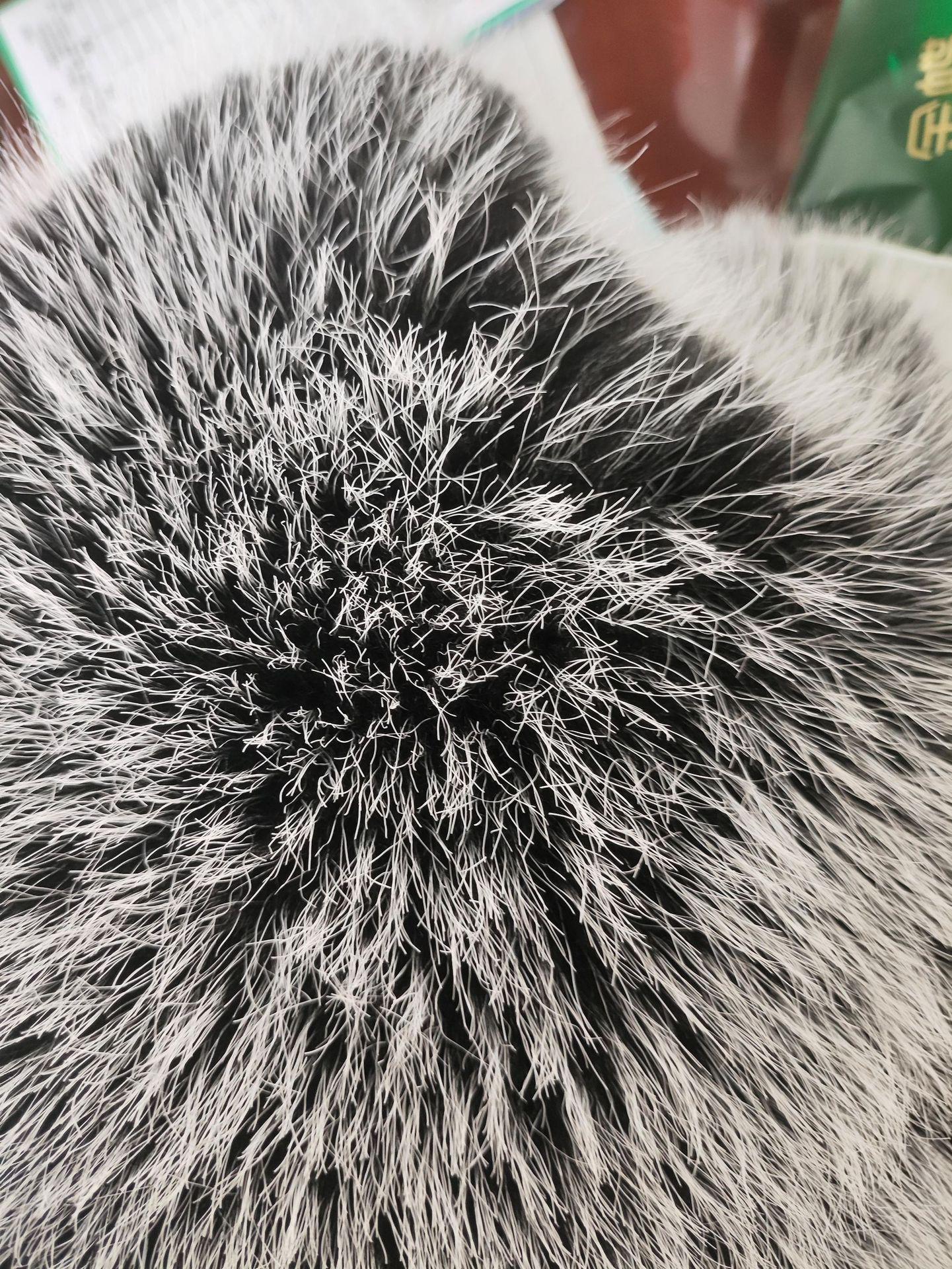 

Two-Tone Black Clip White Base Fox Fur Fabric Plush Collar Coat and Toy Shoes Black Clip White 800g Full Roll