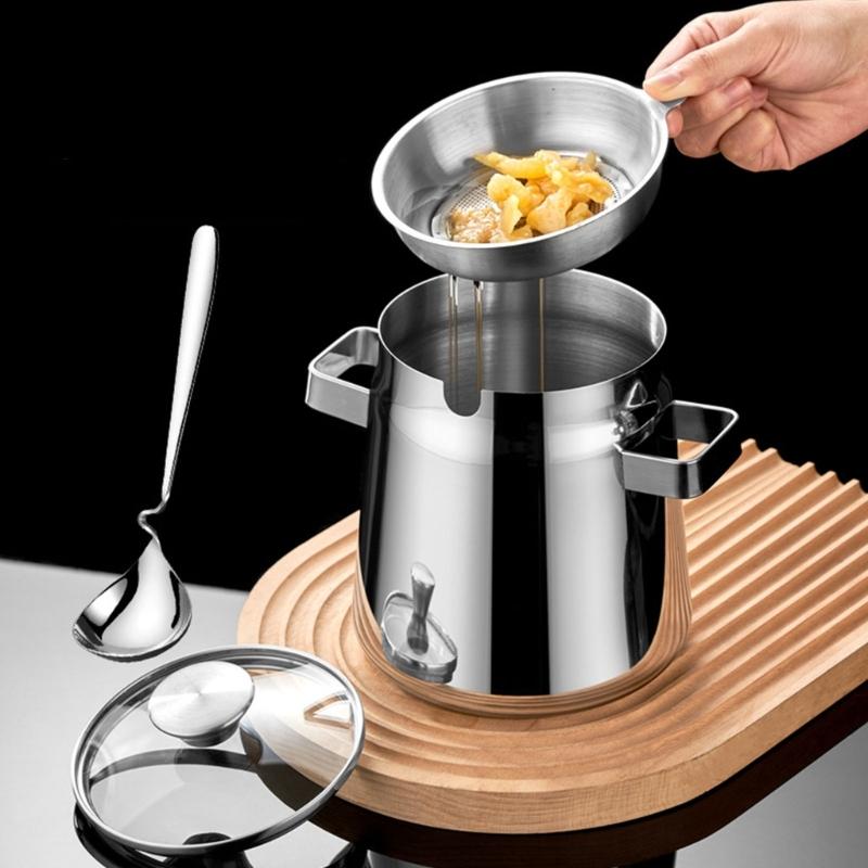 Effective Stainless Steel Oil Saver With Removable Strainer Suitable For Storing And Filtering Bacon Grease