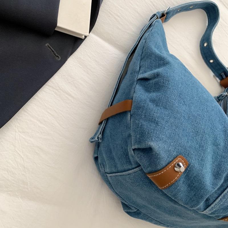 Vintage Large Capacity Denim Bag Women's Shoulder Underarm Bag Commuter Crossbody Bag