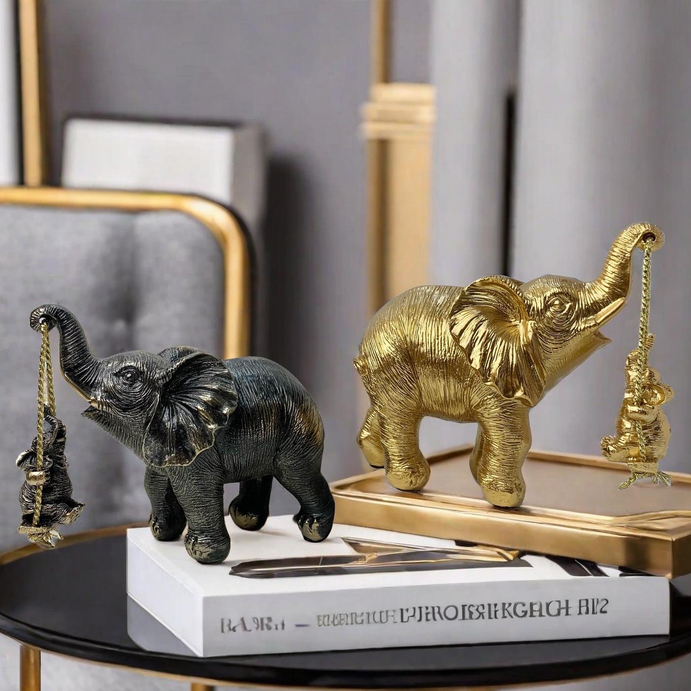 

Elephant Ornament for Mother s and Baby s Room - Autumn Collection золотий