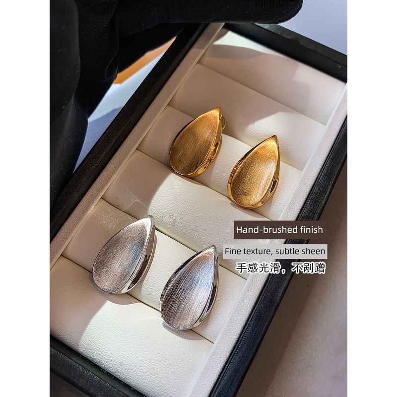 925 Sterling Silver European and American Retro Brushed Gold and Silver Water Drop Metal Stud Earrings for Women, High-End Light Luxury Earrings