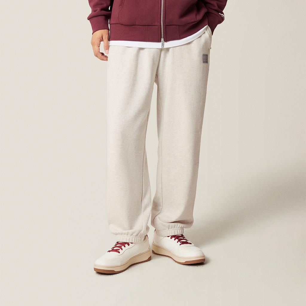 Li Ning Sports Lifestyle Series Retro Versatile Simple Casual Fashion Logo Cuffed Mid Waist Sweatpants Knitted Sports Pants Men Bottoms AKLV255-2