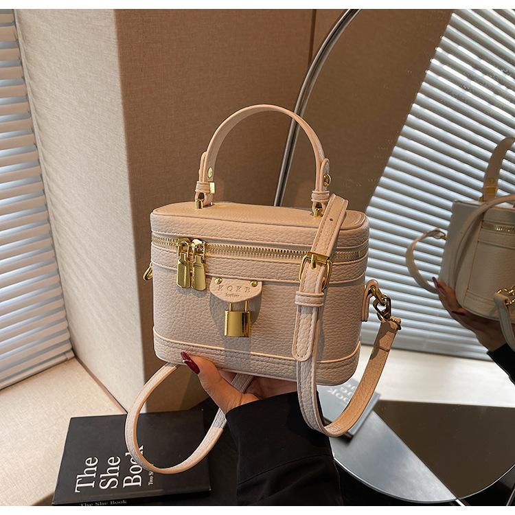 High-end niche design bag women's summer new fashion messenger bag women's portable box bag
