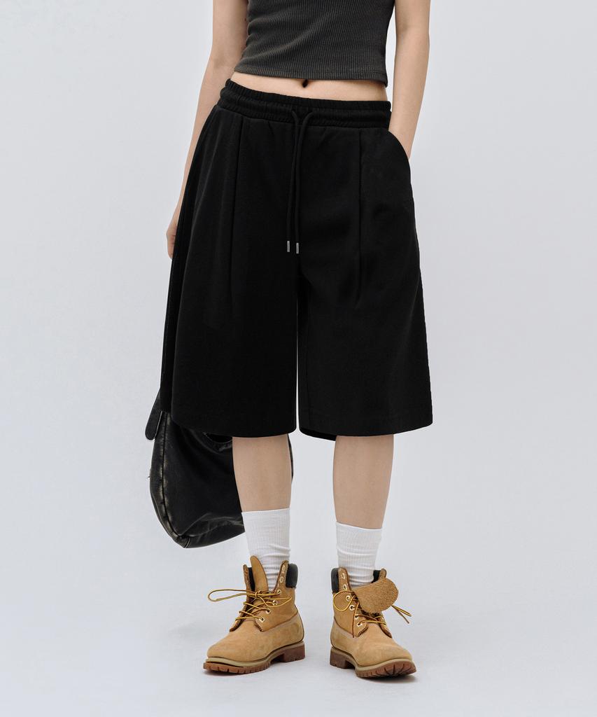 LEMAIN SECOND Bermuda Wide One-Pleat Sweat Shorts_3 Colors