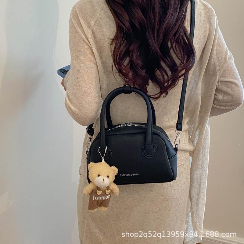 Niche Simple Handbag Bag Women's New Casual Versatile Shoulder Bag Fashion Sense Messenger Baseball Bag