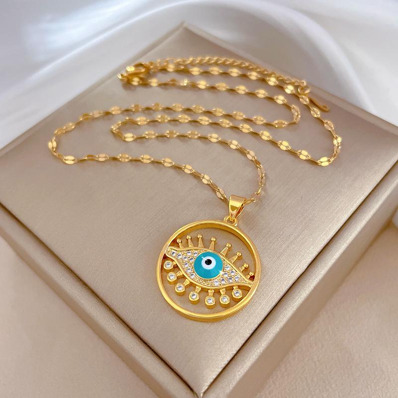 Light Luxury Moon Full Of Diamonds Micro-Inlaid Design Temperament Shining Necklace Female, Simple Pendant