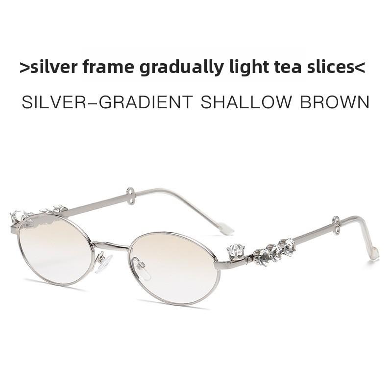 Metal Sunglasses With Pearl Embellishments For Fashionable Sun Protection