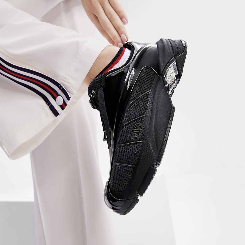 Fila Simple Versatile Solid Color Stain Resistant Dust Proof Wear Resistant Low Top Casual Shoes Women Casual Shoes Black F12W431116FBK