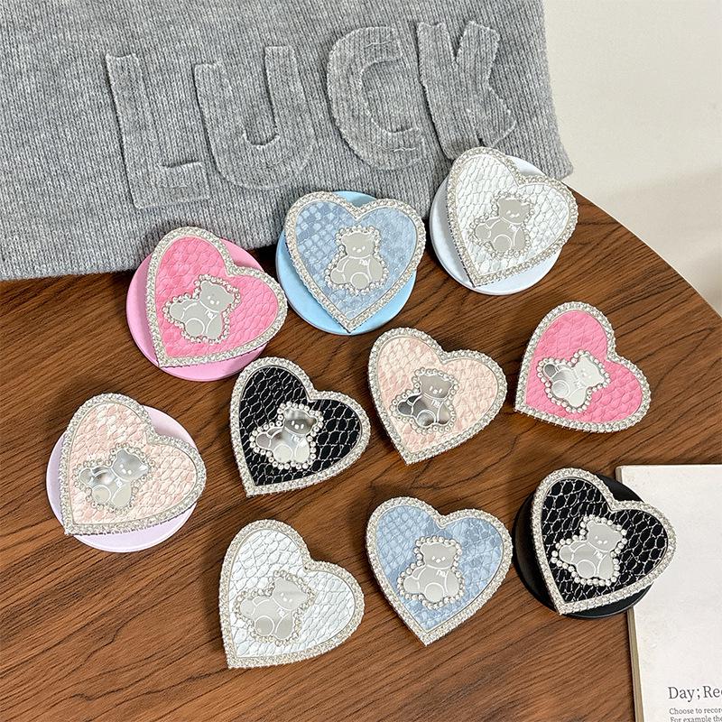 Korean-Style Heart-Shaped Magnetic Phone Holder Stand for Women