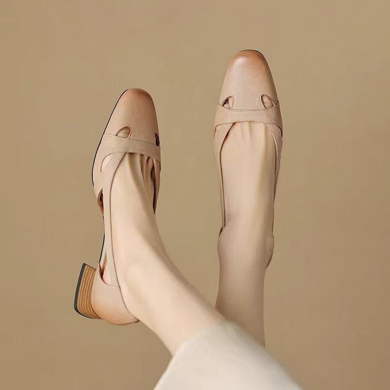 

Breathable summer retro low-heeled single shoes hollowed out new Roman sandals women s thick heel 2025 bag head sandals women s apricot 40 абрикосовый