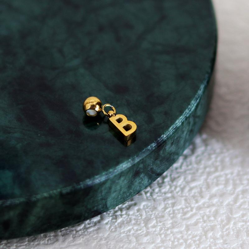 DIY Letter Necklace: 26 English Letter Pendant, Pull-Out Chain, Personalized Single Pendant Accessories