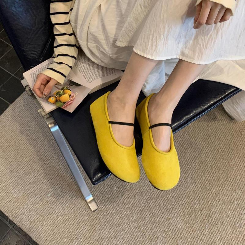 Retro Round Head Mary Jane Flat-soled Single Shoes Women's 2025 Spring and Autumn New Fashionable Simple Shallow Mouth One-word Single Shoes