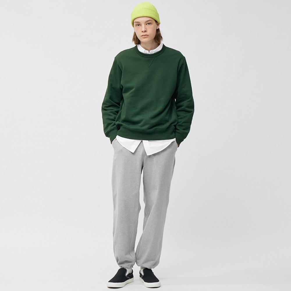 

GU by Uniqlo кроим и шьём мешковатые брюки стандартной длины от 70,0 до 74,0 см.