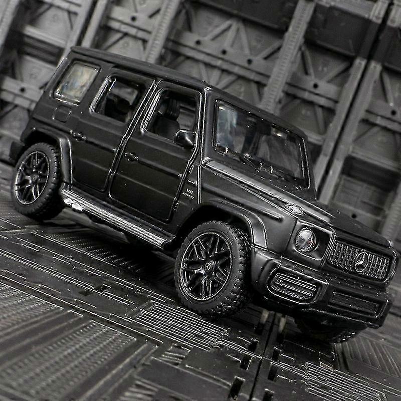1:32 Scale Diecast Metal SUV Model with Sound and Light Effects for Kids Collection