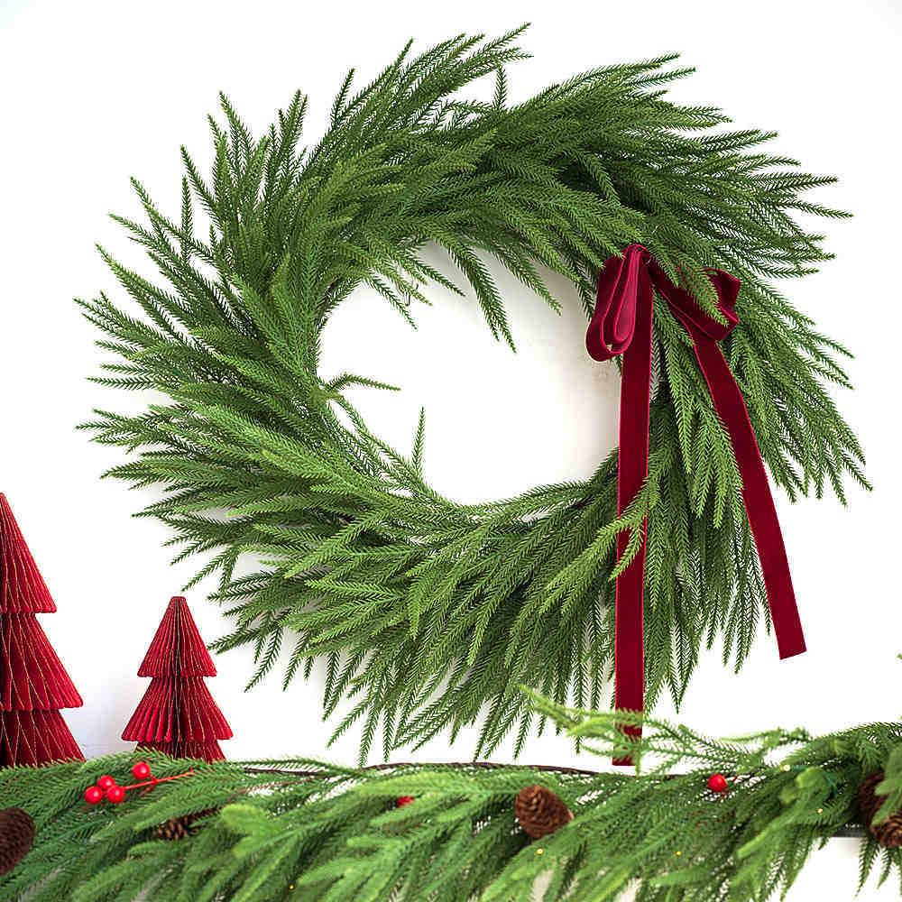 Nofox Rattan Pine Needle Christmas Wreath Decoration