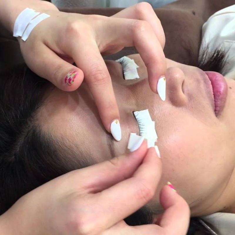 Japanese Eyelash Tape Breathable Tape for Eye Stickers Makeup Tools Eye Patches for Extension Easy To Tear Salon