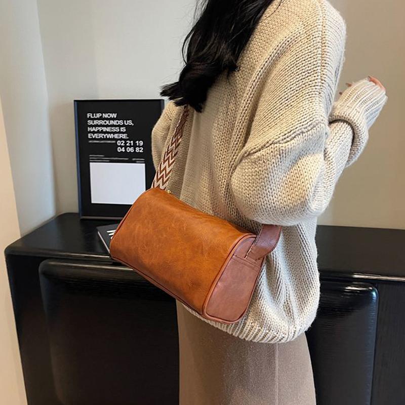 High Quality PU Leather  Wide Shoulder Strap Shoulder Bag  Women Vintage Ladies Small Handbag  Pillow Messenger Crossbody Bag