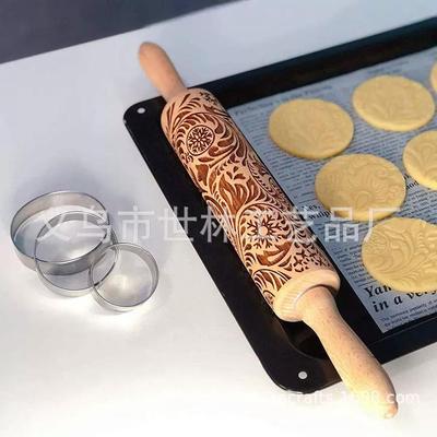 Pallis Snowflake & Floral Embossed Rolling Pin with Vine Tendril Design